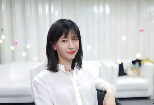 国产精品萌白酱视频一区,国产精品动画，带你领略青春活力