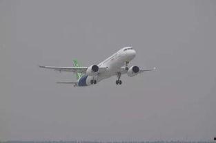 自主国产飞机视频,翱翔蓝天，铸就民族航空梦